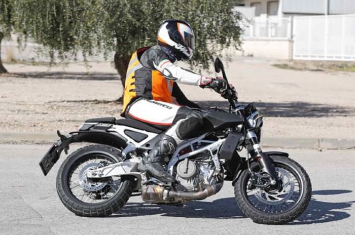 Next-gen Husqvarna Svartpilen 401 spotted testing